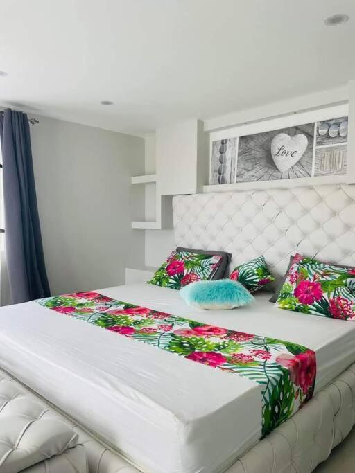 Meliyer Cheerful 3 Bedrooms At Perebere