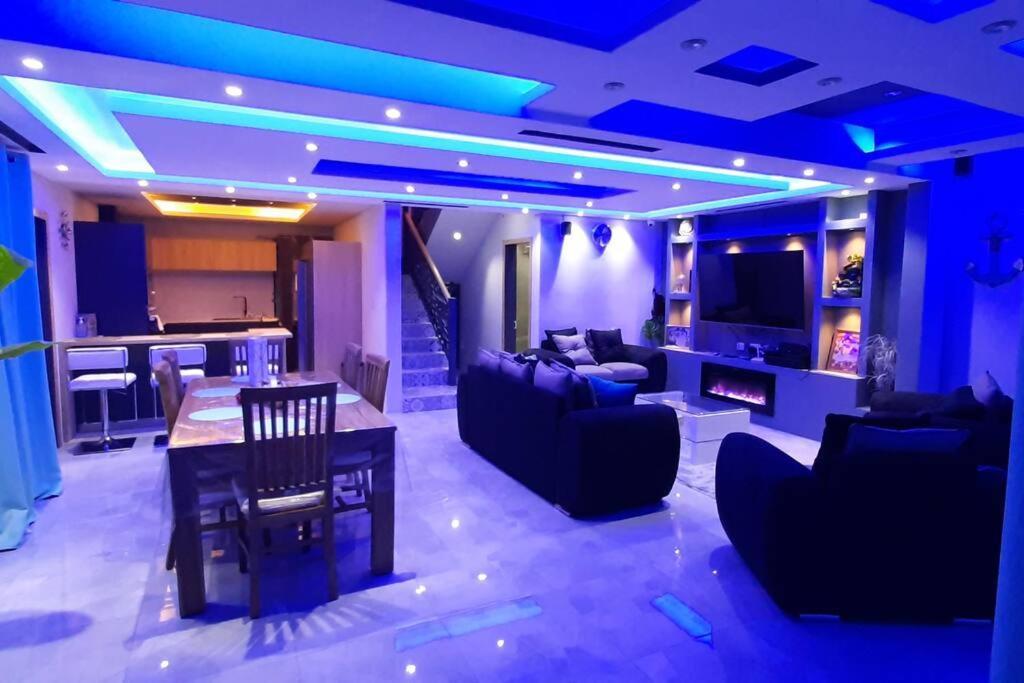 Meliyer Cheerful 3 Bedrooms At Perebere *